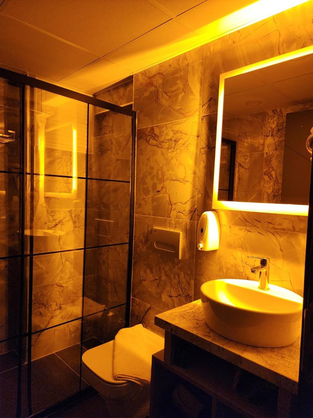 Talles City Hotel İzmir Exterior photo